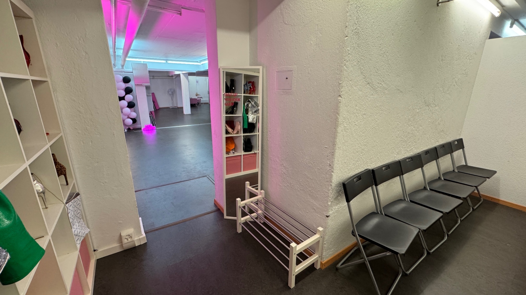 Entrance and waiting area